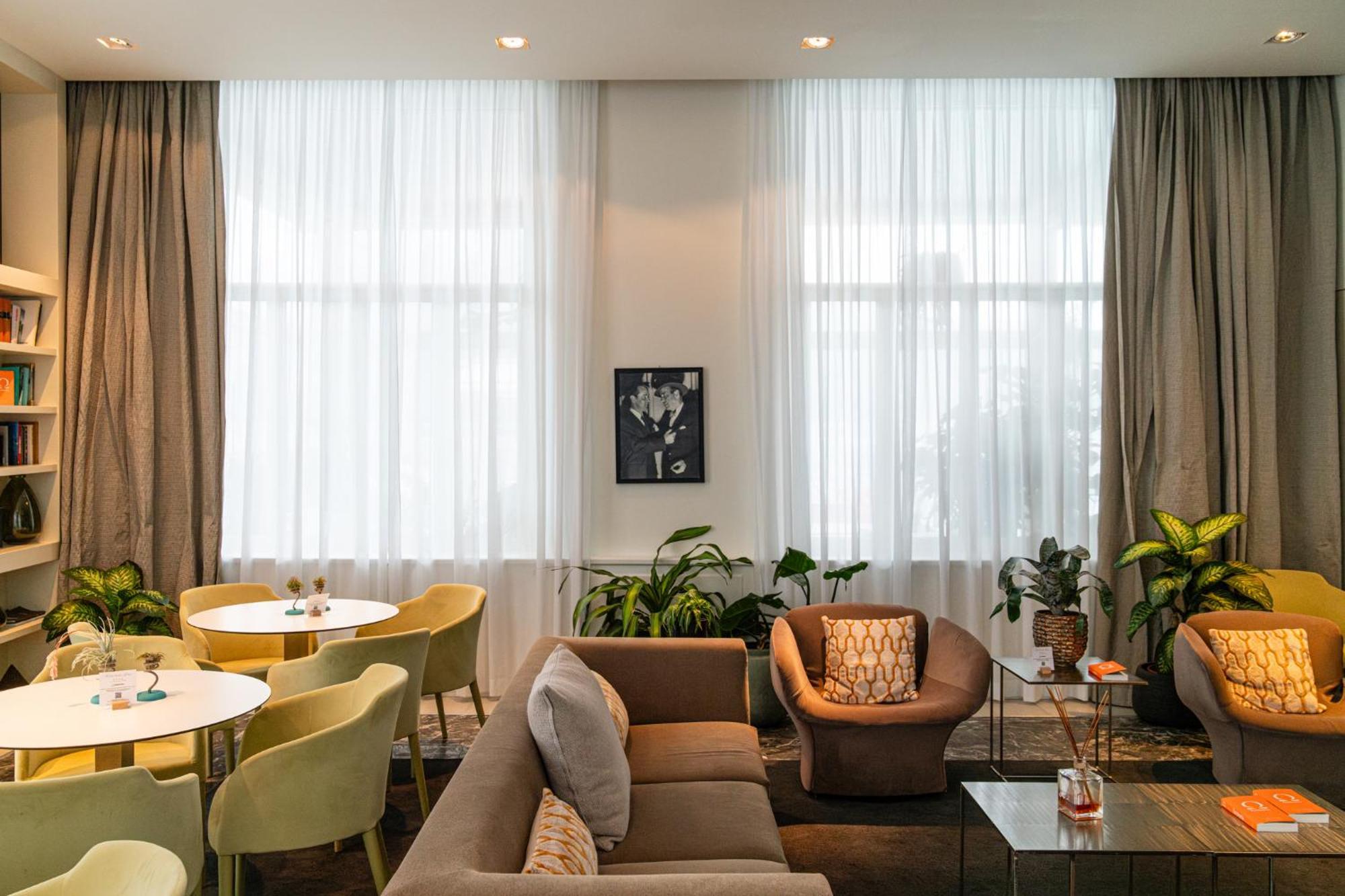 Araba Fenice Hotel Iseo Exterior photo