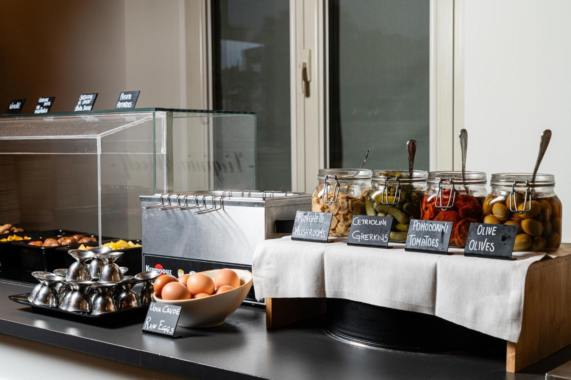 Araba Fenice Hotel Iseo Exterior photo