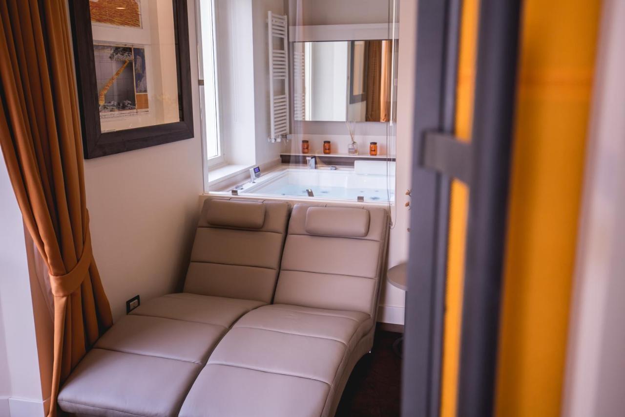 Araba Fenice Hotel Iseo Exterior photo